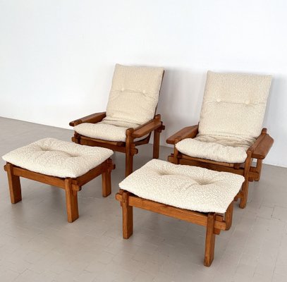 Italian Country Living Room Set in Oak with Bouclé Upholstery, 1970s, Set of 5-VNE-2041331