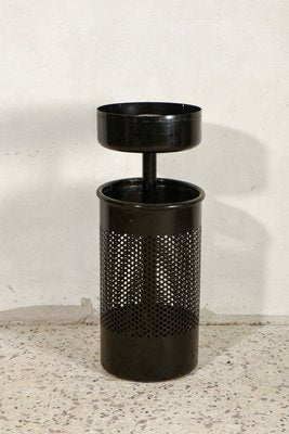 Italian Cribbio Floor Ashtray with Paper Thrower in Black by Raul Barbieri & Giorgio Marianelli for Rexite, 1981-RAQ-665675