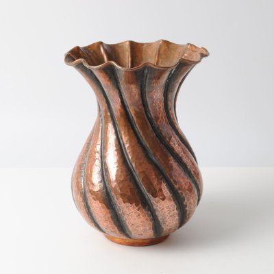 Italian Hammered Copper Vase by Emilio Casagrande, 1930s-IXK-1738917