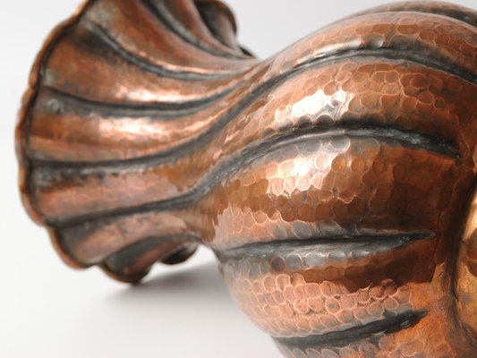 Italian Hammered Copper Vase by Emilio Casagrande, 1930s-IXK-1738917