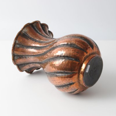 Italian Hammered Copper Vase by Emilio Casagrande, 1930s-IXK-1738917