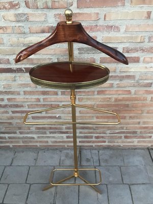 Italian Hollywood Regency Brass and Wood Valet Stand Dressboy, 1970s-NOU-742165