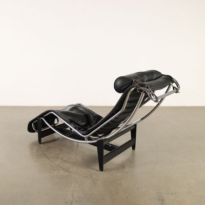 Italian LC4 Chaise Lounge in Leather from Cassina, 1980s-VMM-1730144