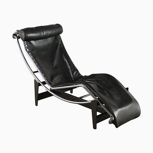 Italian LC4 Chaise Lounge in Leather from Cassina, 1980s-VMM-1730144