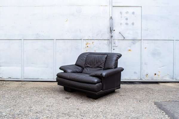 Italian Lounge Chairs in Black Leather, 1970s, Set of 2-VCV-1348224