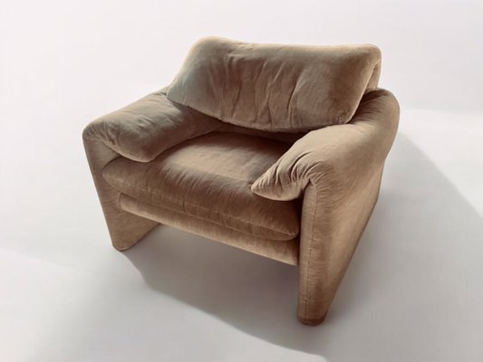 Italian Maralunga Chair by Vico Magistretti for Cassina, 1970s-PYR-1673520