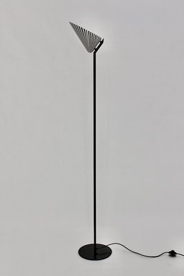 Italian Modern Black and White Glass Floor Lamp with Tube Steel Stem, 1980s-NB-764690