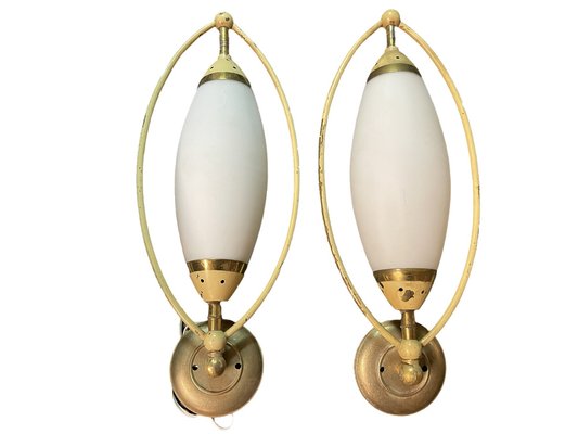 Italian Opaline Glass Sconces from Stilnovo, Set of 2-JJC-1309580