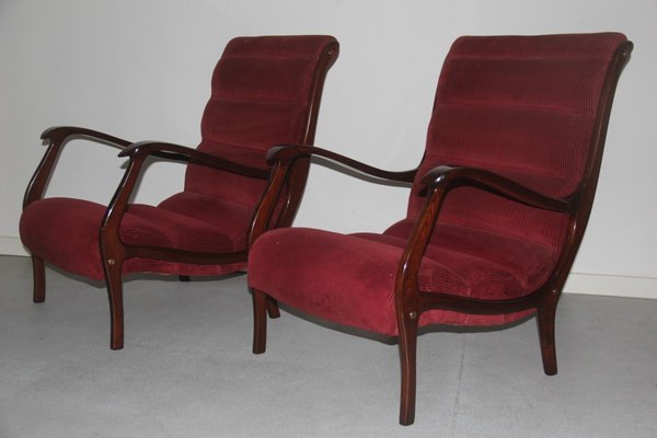 Italian Red Velvet and Walnut Lounge Chairs from Arredamenti Corallo, 1950s, Set of 2-EH-727326