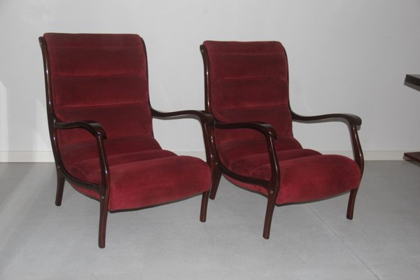 Italian Red Velvet and Walnut Lounge Chairs from Arredamenti Corallo, 1950s, Set of 2-EH-727326