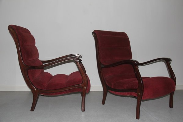 Italian Red Velvet and Walnut Lounge Chairs from Arredamenti Corallo, 1950s, Set of 2-EH-727326