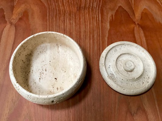 Italian Round Travertine Box with Lid by Fratelli Mannelli, 1960s-JP-965772