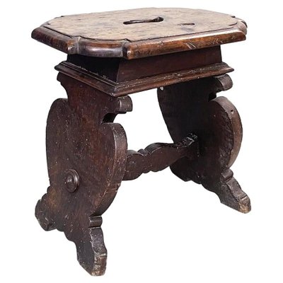 Italian Stool in Walnut, 1600s-GDD-1363620