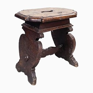 Italian Stool in Walnut, 1600s-GDD-1363620