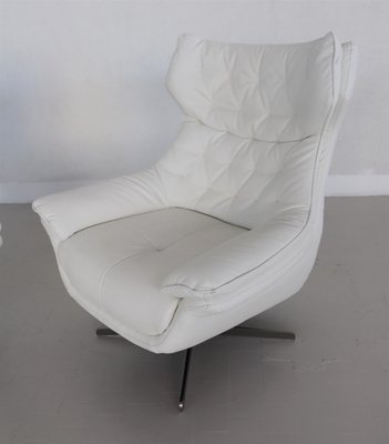 Italian Swivel Armchairs in White Leather, 1980s, Set of 2-VNE-990259