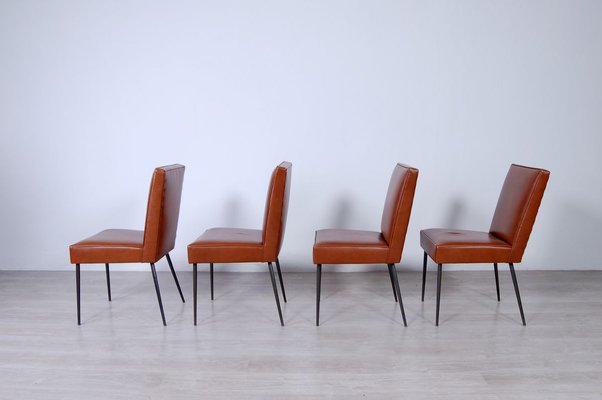 Italian Table and Office Chairs from Trau, 1960s, Set of 5-XSG-910307