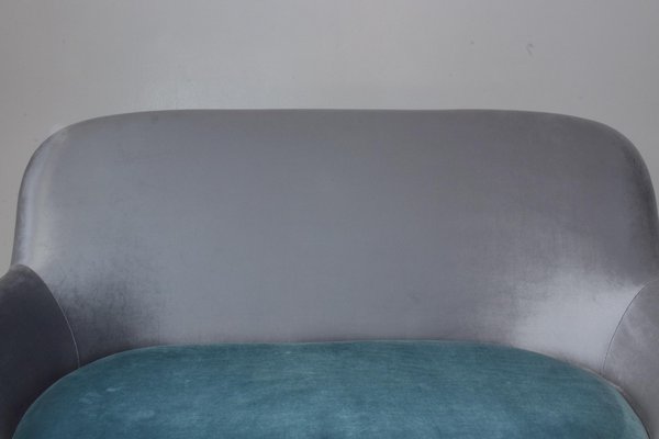 Italian Velvet Sofa from ISA Bergamo, 1950s-GXL-590590