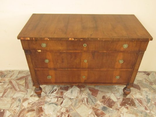 Italian Walnut Chest of Drawers-CDG-1422779