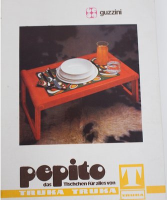 Ivory-Colored Plasti Foldable Breakfast Table from Guzzini, 1970s-NB-748640