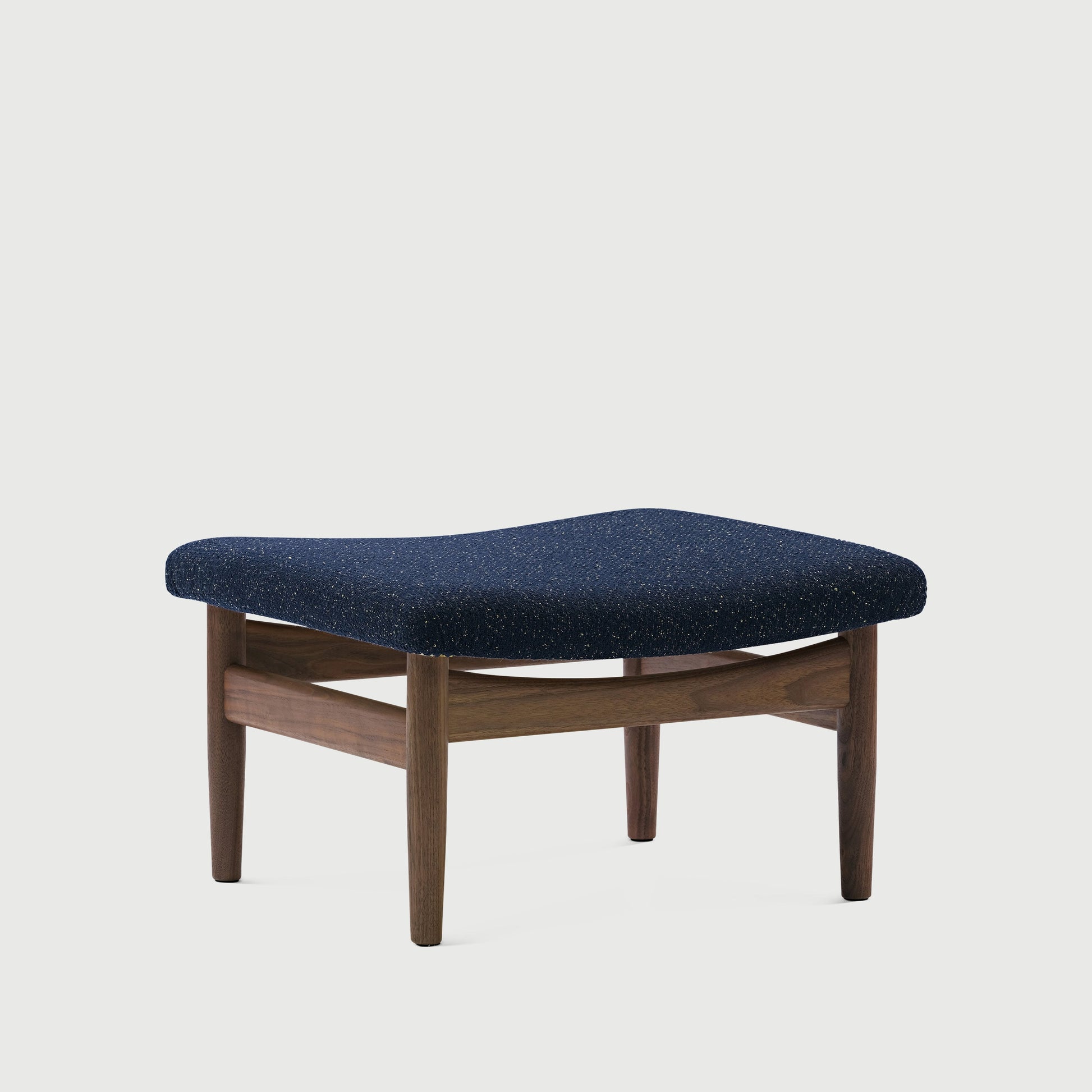 THE JAPAN FOOTSTOOL by House of Finn Juhl