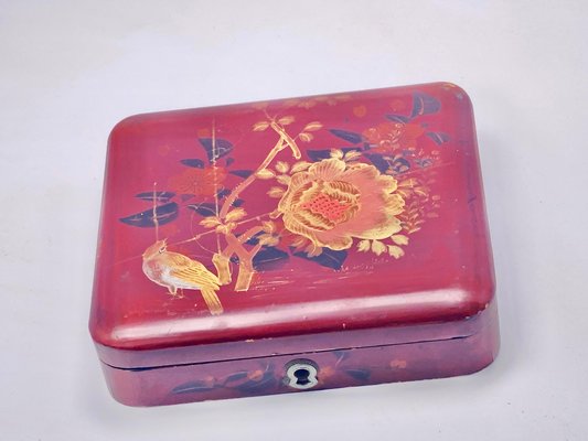 Japanese Hand-Painted and Lacquered Wooden Lidded Box, 1900s-UR-1320850