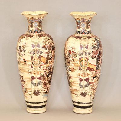 Japanese Outdoor Satsuma Vases, Set of 2-WMV-1129367