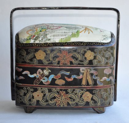 Japanese Picnic Box in Porcelain and Lacquer-KHH-1217978