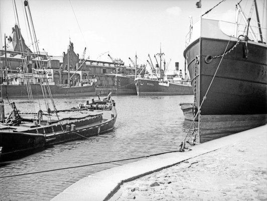 Karl Heinrich Lämmel, Ships at the Inner Harbor of Koenigsberg, Germany, 1934, Photograph-DYV-1073499