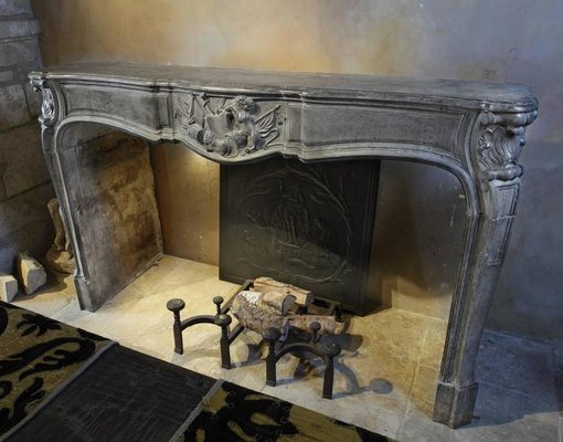 Large 18th Century French Limestone Fireplace-TDA-1376348