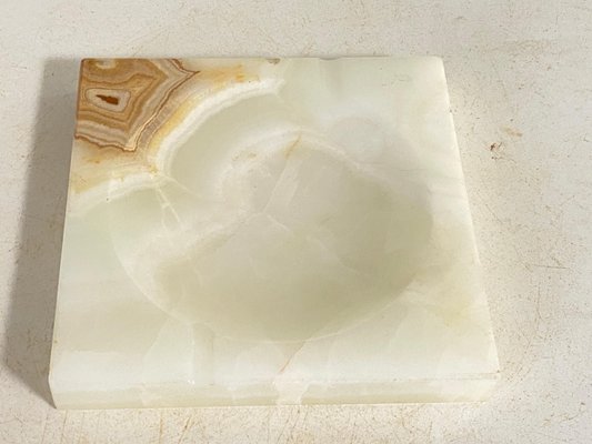 Large Ashtray Vide Poche in White Onyx, Italy, 1960s-UR-1792656