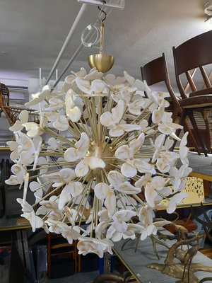 Large Brass Ceiling Lamp with White & Gold Murano Glass Butterflies from Made Murano Glass-OHK-870486