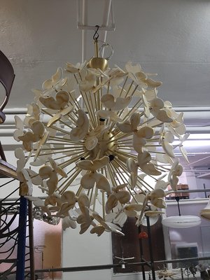 Large Brass Ceiling Lamp with White & Gold Murano Glass Butterflies from Made Murano Glass-OHK-870486