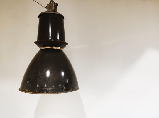 Large Industrial Enamel Lamp, 1950s-IRH-999405