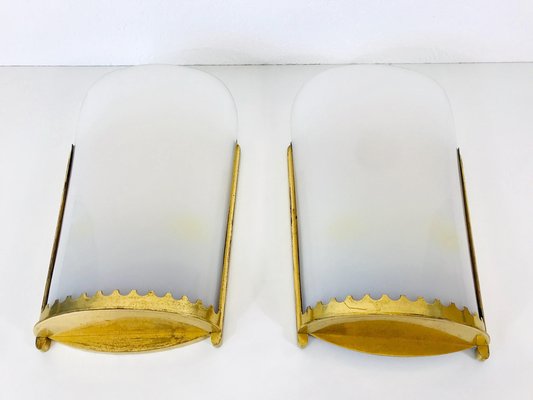 Large Mid-Century Modern Brass and Acrylic Glass Cinema Wall Lamps, 1950s, Set of 2-PUK-1329373