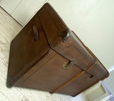 Large Old Travel Trunk Chest Coffee Table, 1900s-WZZ-1153849