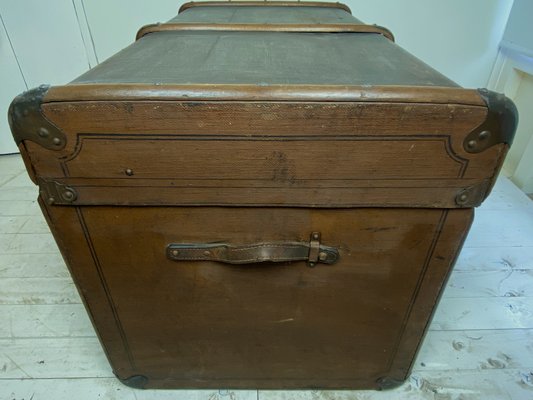 Large Old Travel Trunk Chest Coffee Table, 1900s-WZZ-1153849