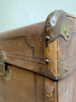 Large Old Travel Trunk Chest Coffee Table, 1900s-WZZ-1153849