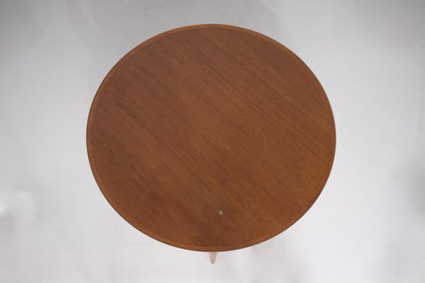 Large Round Extendable Table by Finn Juhl-OWS-1410188