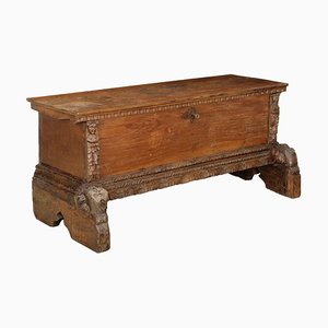 Large Spanish Walnut Chest-VMM-2039187