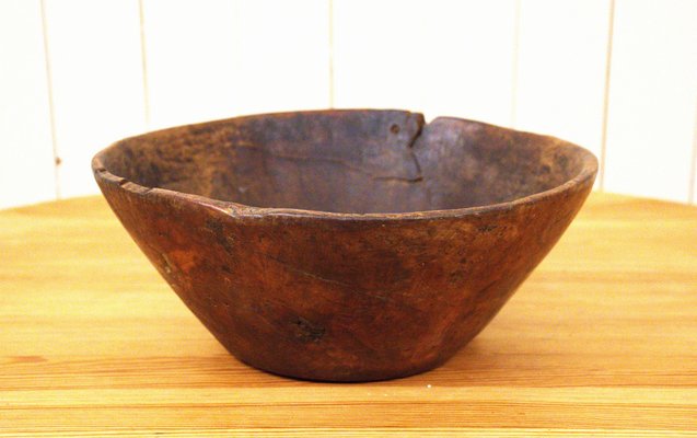 Large Swedish Folklore Carved Birchwood Bowl-UDU-1807824