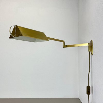 Large Swing Arm Brass & Acrylic Glass Wall Light in the style of Stilnovo, Italy, 1970s-QZ-1813060