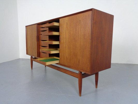 Large Teak Sideboard by Henry Rosengren Hansen for Brande Møbelindustri, 1950s-RDW-1723341