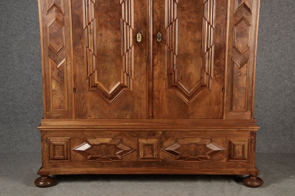 Late 17th Century Renaissance Walnut Cabinet, 1700s-DXD-2033238