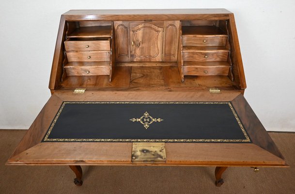 Late 18th Century Louis XV Walnut Chest of Drawers-RVK-1420634