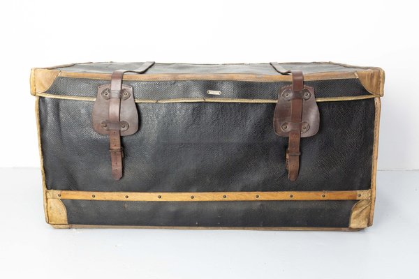 Late 19th Century French Leather Trunk with Train Labels-RIU-1422347