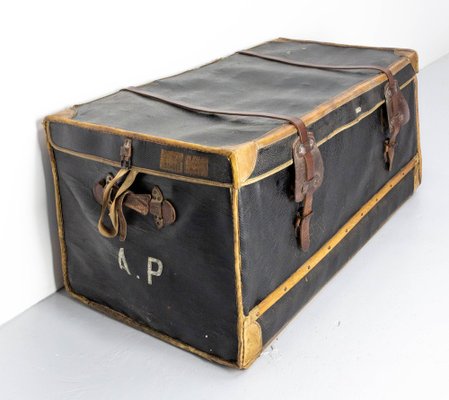 Late 19th Century French Leather Trunk with Train Labels-RIU-1422347