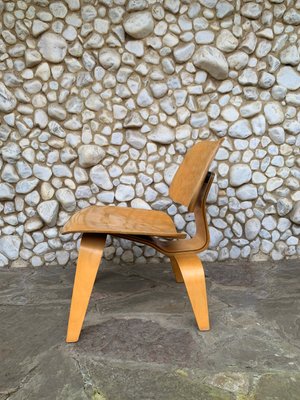 LCW Lounge Chair in Birch by Charles & Ray Eames for Herman Miller, 1950s-ZM-1765210