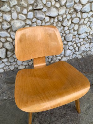 LCW Lounge Chair in Birch by Charles & Ray Eames for Herman Miller, 1950s-ZM-1765210