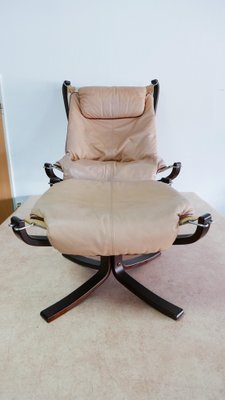 Leather Falcon Chair with Foot Chair by Sigurd Ressell for Vatne Möbler, Norway, Set of 2-KK-974830