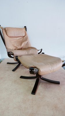 Leather Falcon Chair with Foot Chair by Sigurd Ressell for Vatne Möbler, Norway, Set of 2-KK-974830